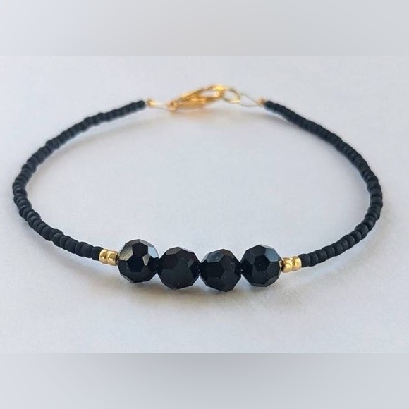 IrieSouth Jewelry - Raleigh Seed Beaded Bracelet